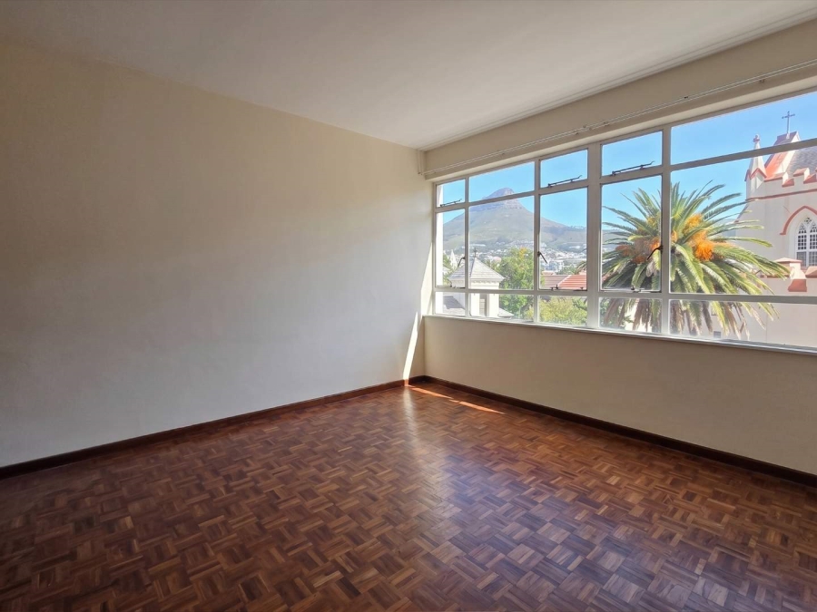 1 Bedroom Property for Sale in Gardens Western Cape